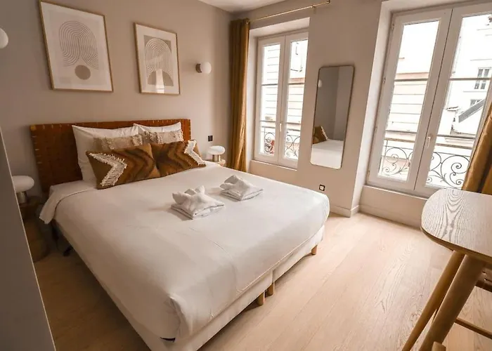12.new Renovated Studio#invalides#effeil Tower# * Париж
